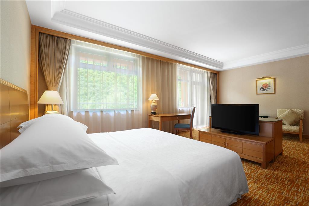 Sheraton Jiuzhaigou Resort Room photo