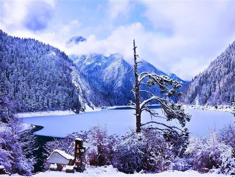 Sheraton Jiuzhaigou Resort Exterior photo